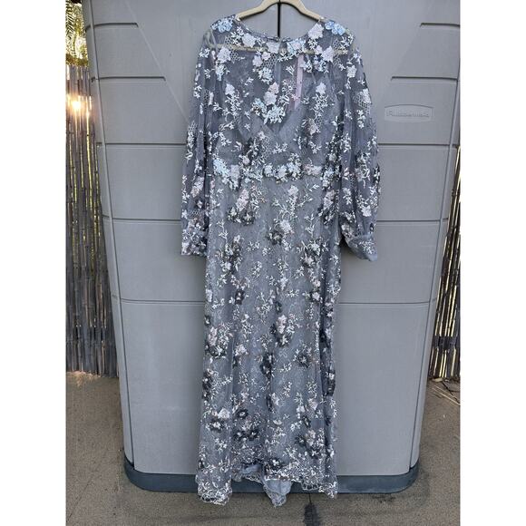 Mac Duggal Platinum Gray Sequin Floral Embroidered Long Sleeve Gown Sz 18 Formal - Picture 6 of 15